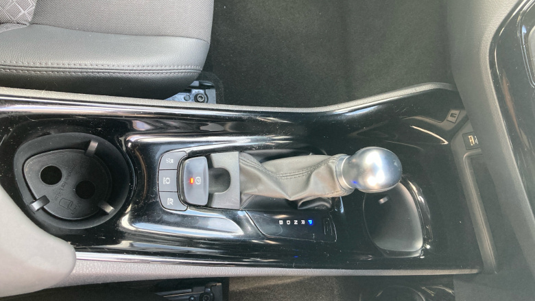 Toyota C-HR 1.8 Hybrid Design 5dr CVT Hybrid Hatchback